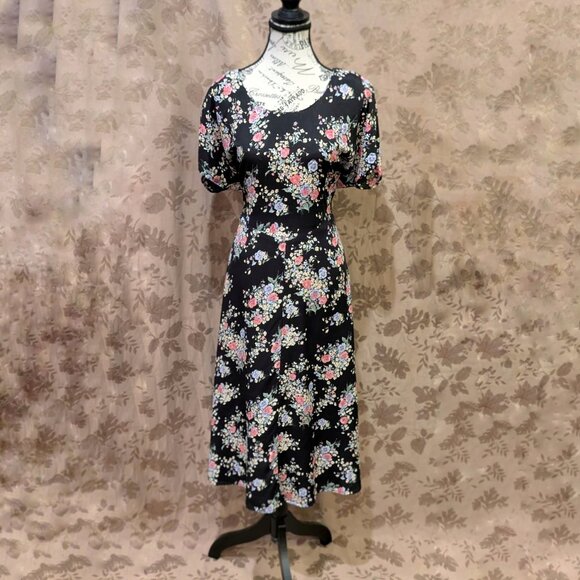 Young Edwardian Dresses & Skirts - Young Edwardian Vintage Black Floral Midi Dress, Size 11, EUC!